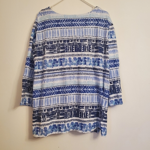 Alfred Dunner Women's Classics Line Art Geometric Paint Pattern Top Size 3X Blue - Picture 2 of 7